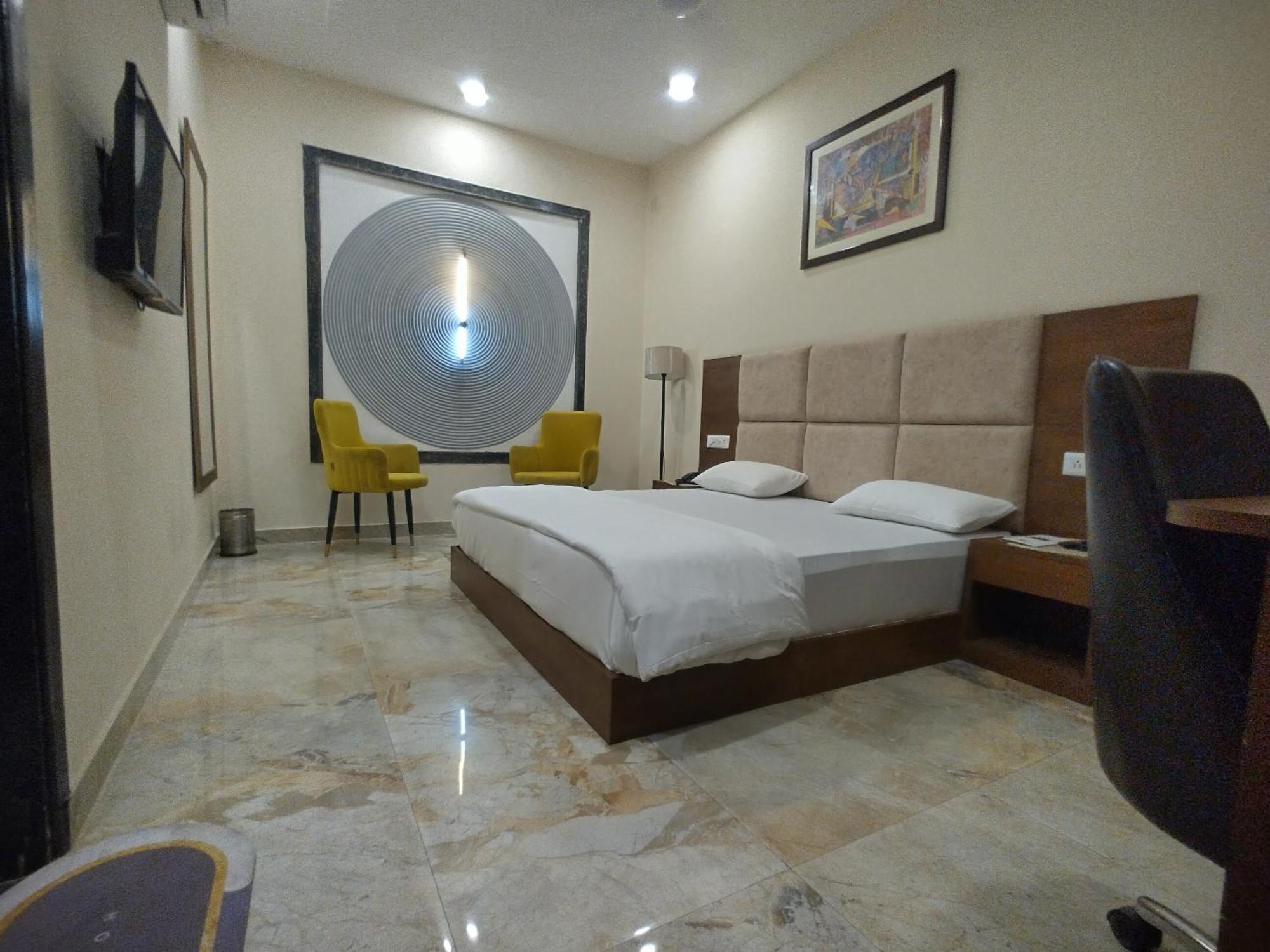 The Imperial Hotel And Convention Centre Kanpur Zewnętrze zdjęcie